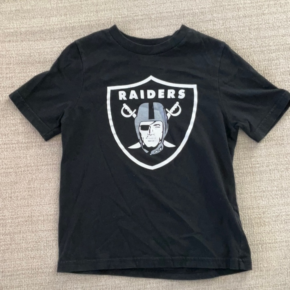RAIDERS shirt